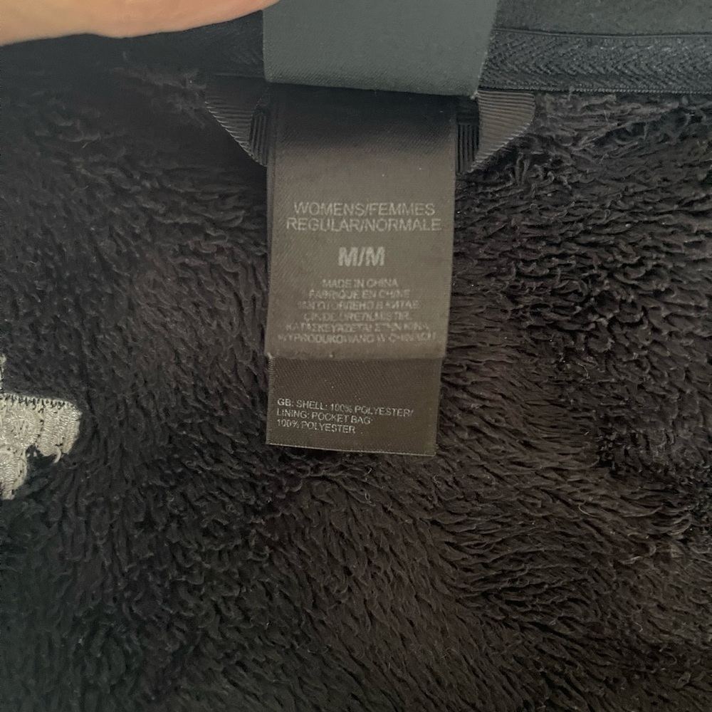 The North Face Women’s Black Osito Fleece Jacket Size Medium - Picture 7 of 9